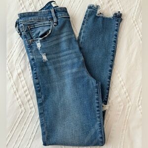 Abercrombie & Fitch The Super Skinny Ankle High Rise Distressed Denim Blue Jeans